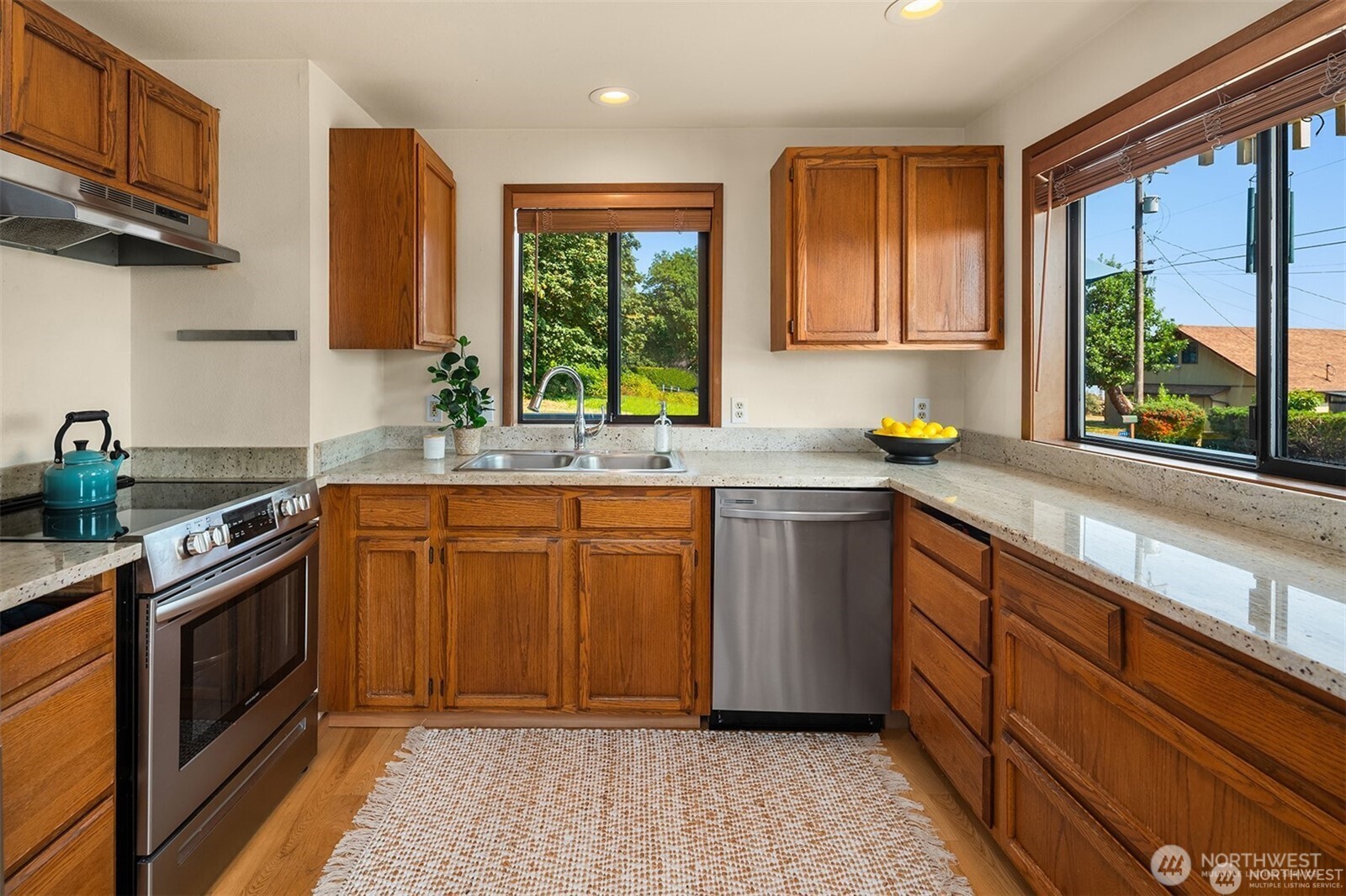 27523 SW Sandy Shores Drive , Vashon, WA 98070