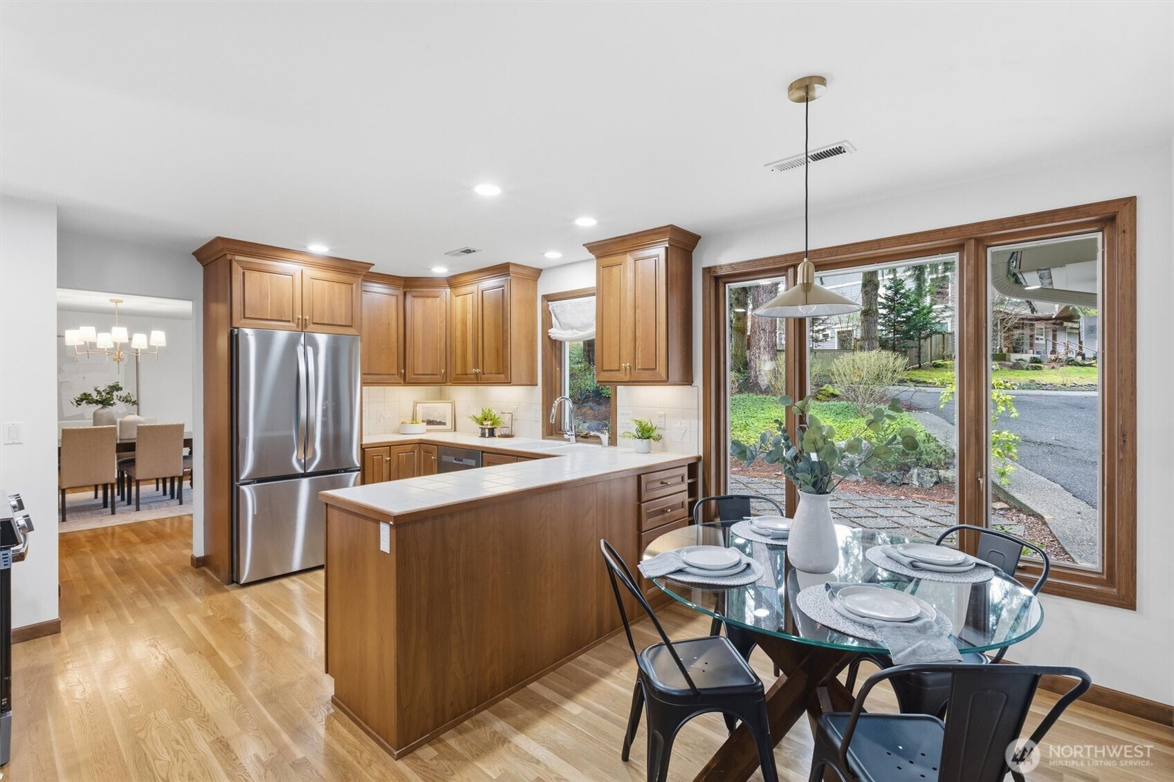 2503 125th Avenue NE, Bellevue, WA 98005