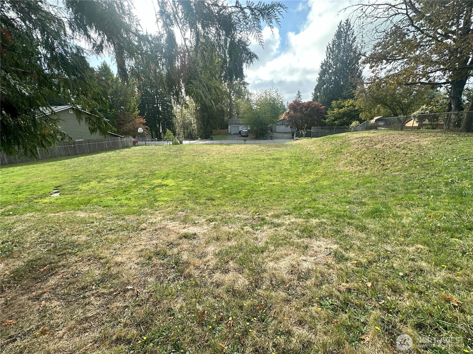 10419 46th Place SE, Lake Stevens, WA 98258