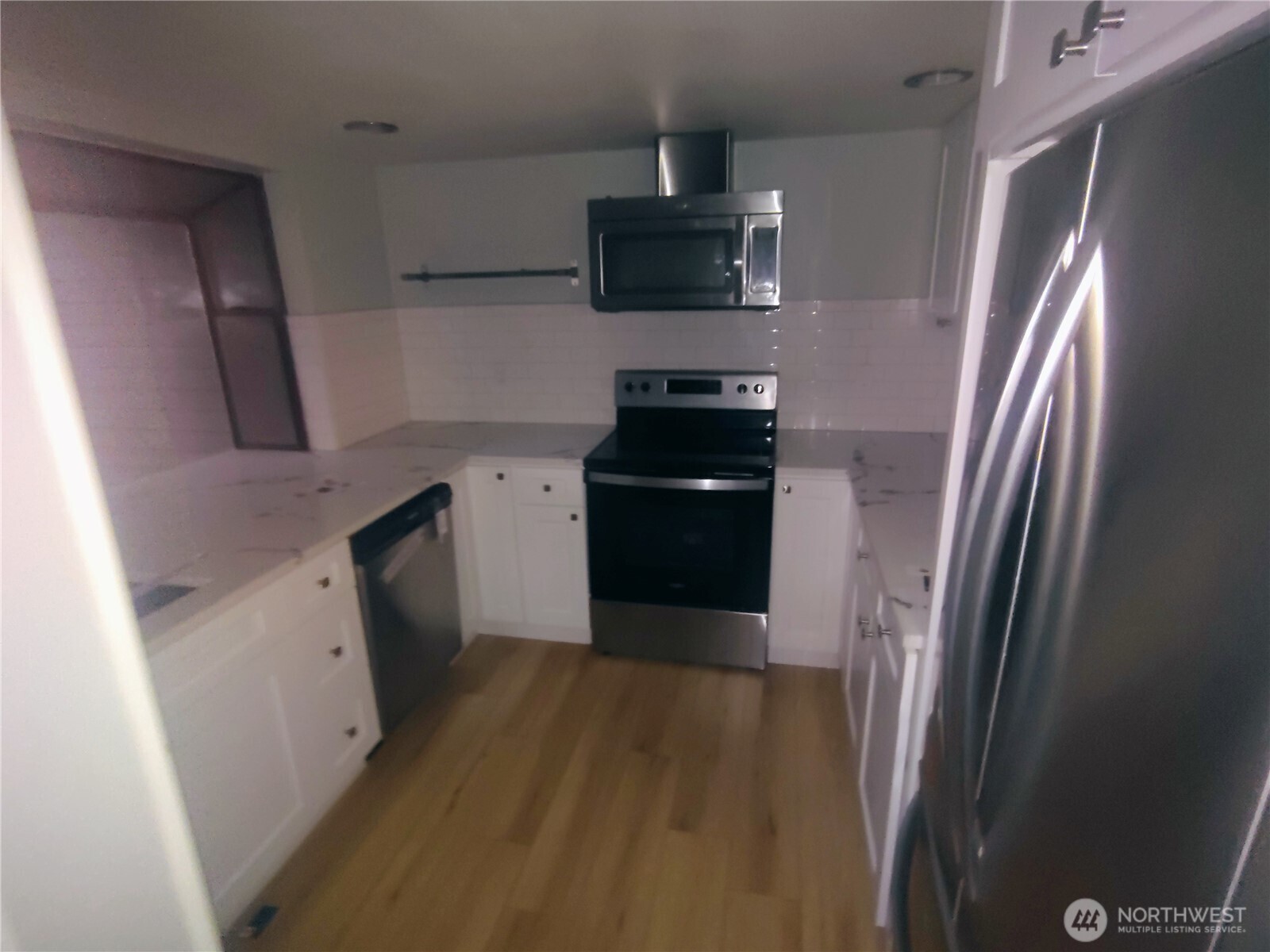 110 SW 116th Street #A11, Seattle, WA 98146