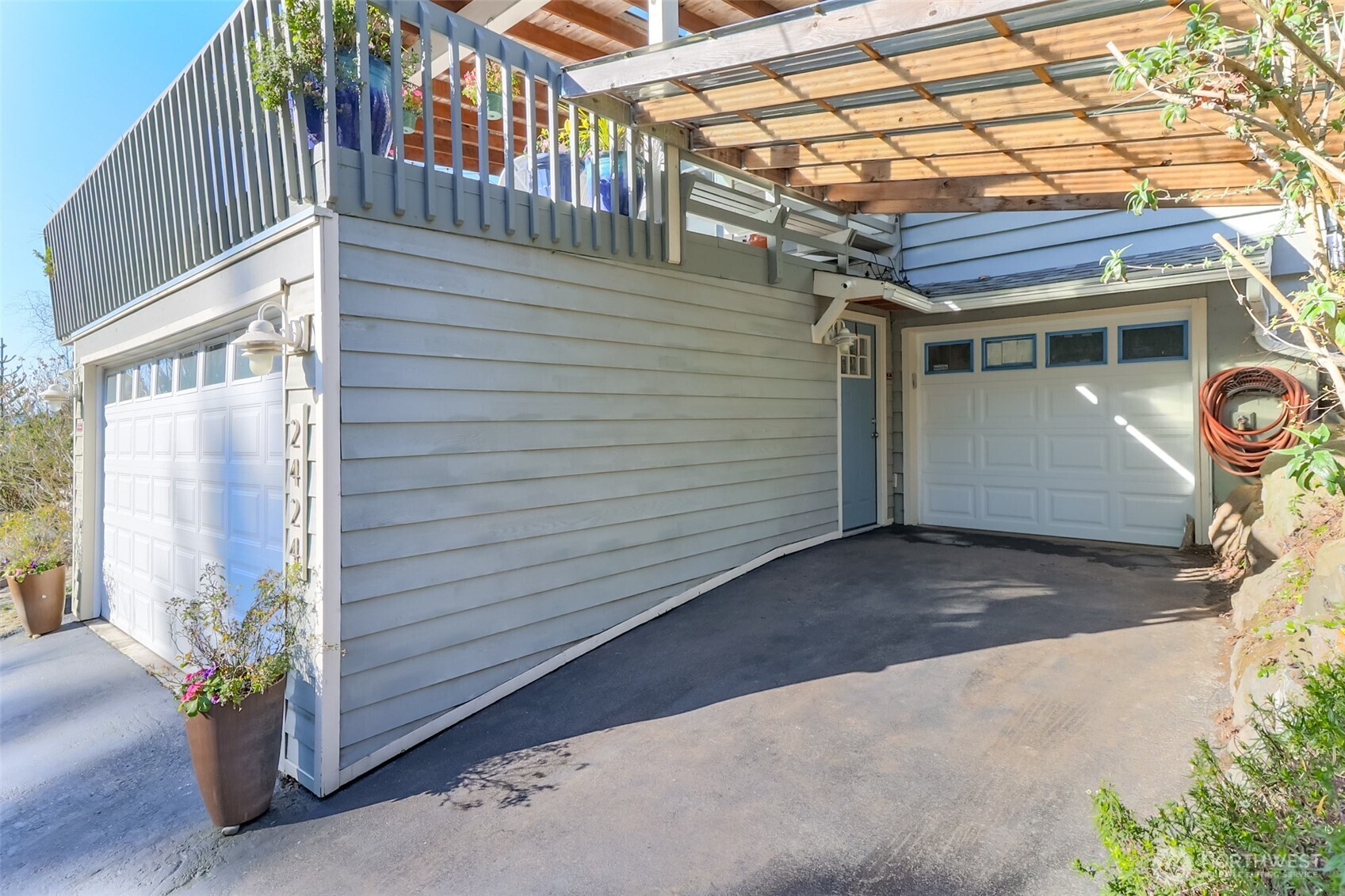 2424 SW 152nd Street , Burien, WA 98166