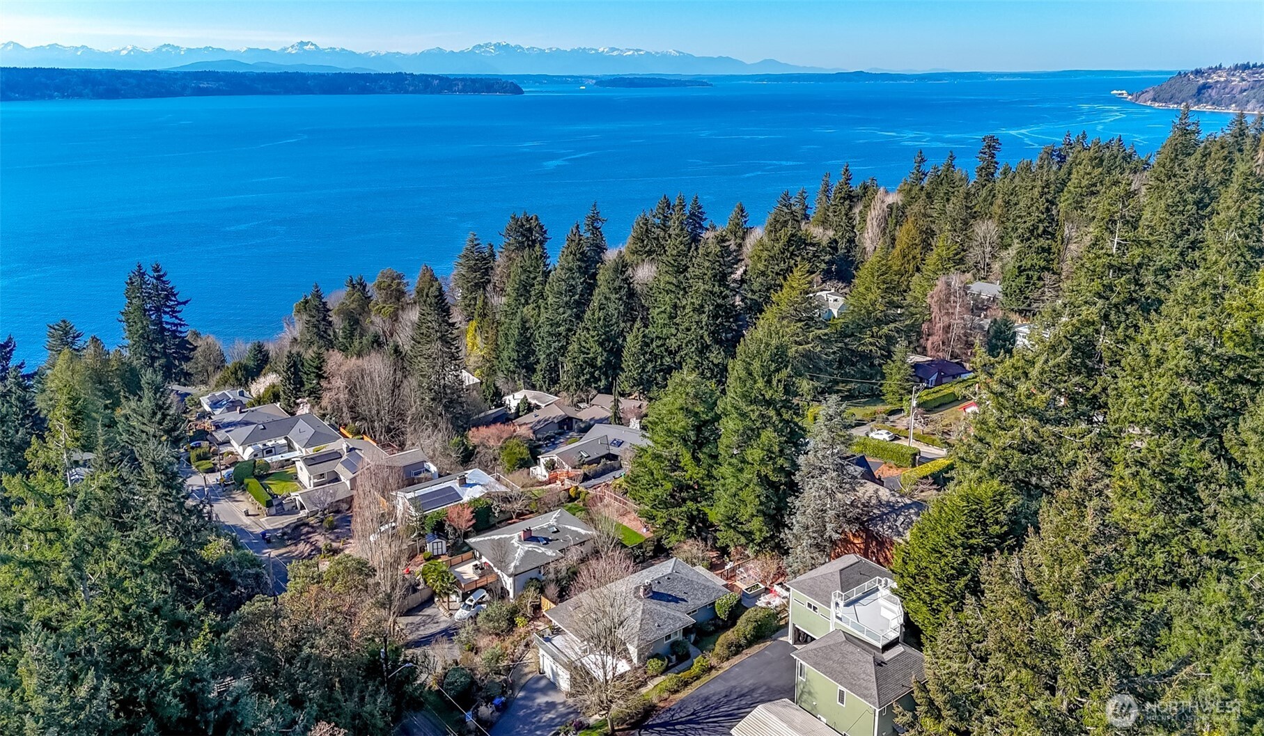 2424 SW 152nd Street , Burien, WA 98166