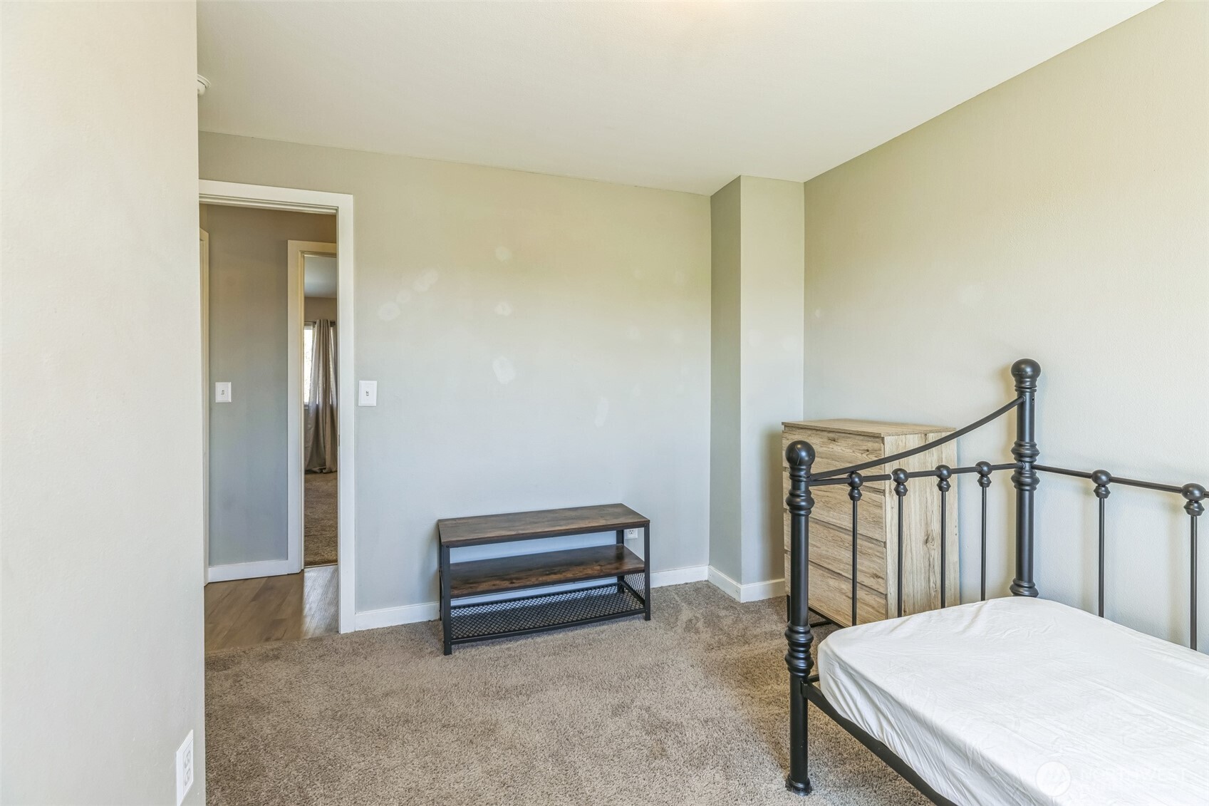 27828 74th Avenue NW, Stanwood, WA 98292-5954