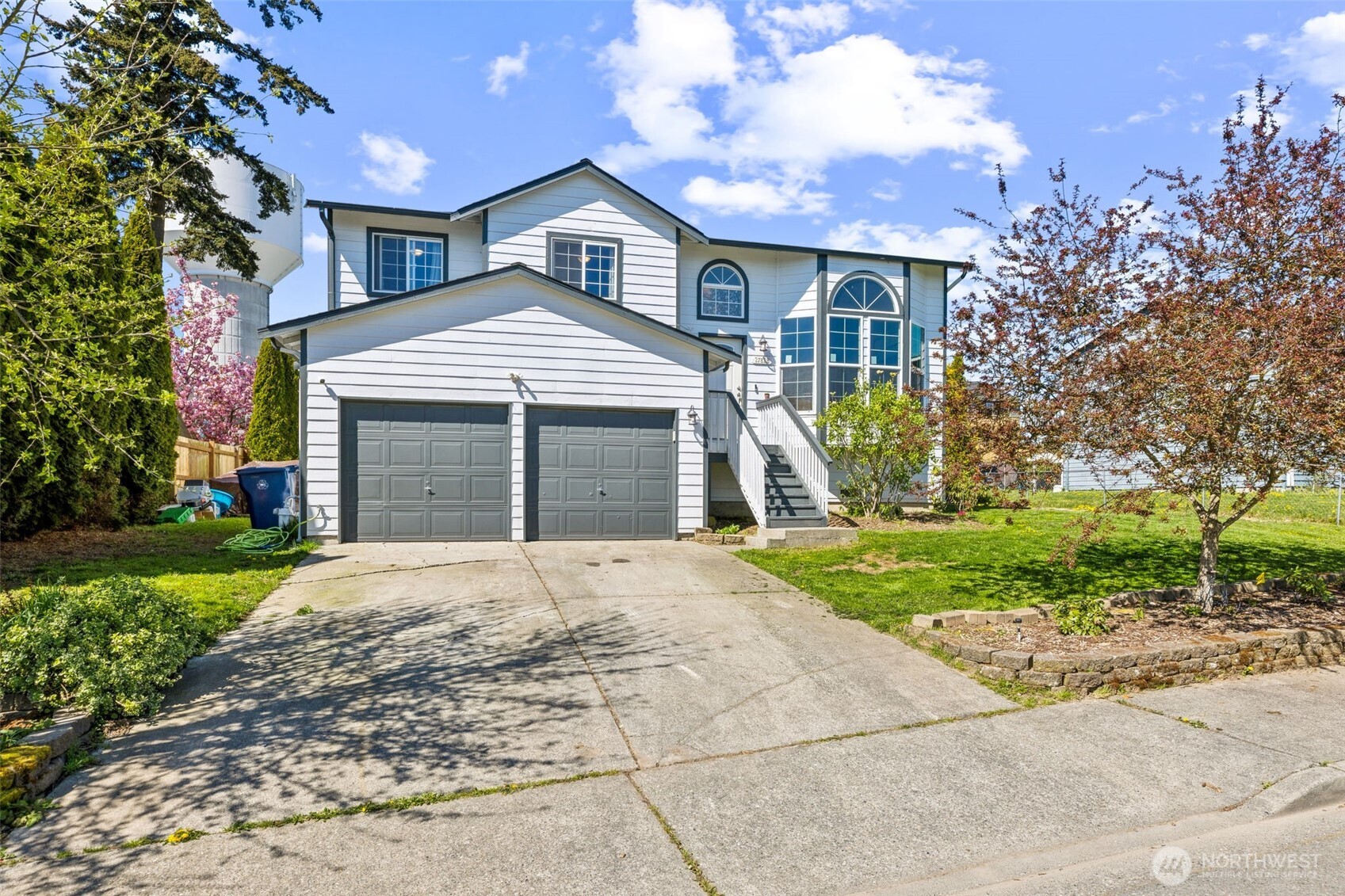 27828 74th Avenue NW, Stanwood, WA 98292-5954