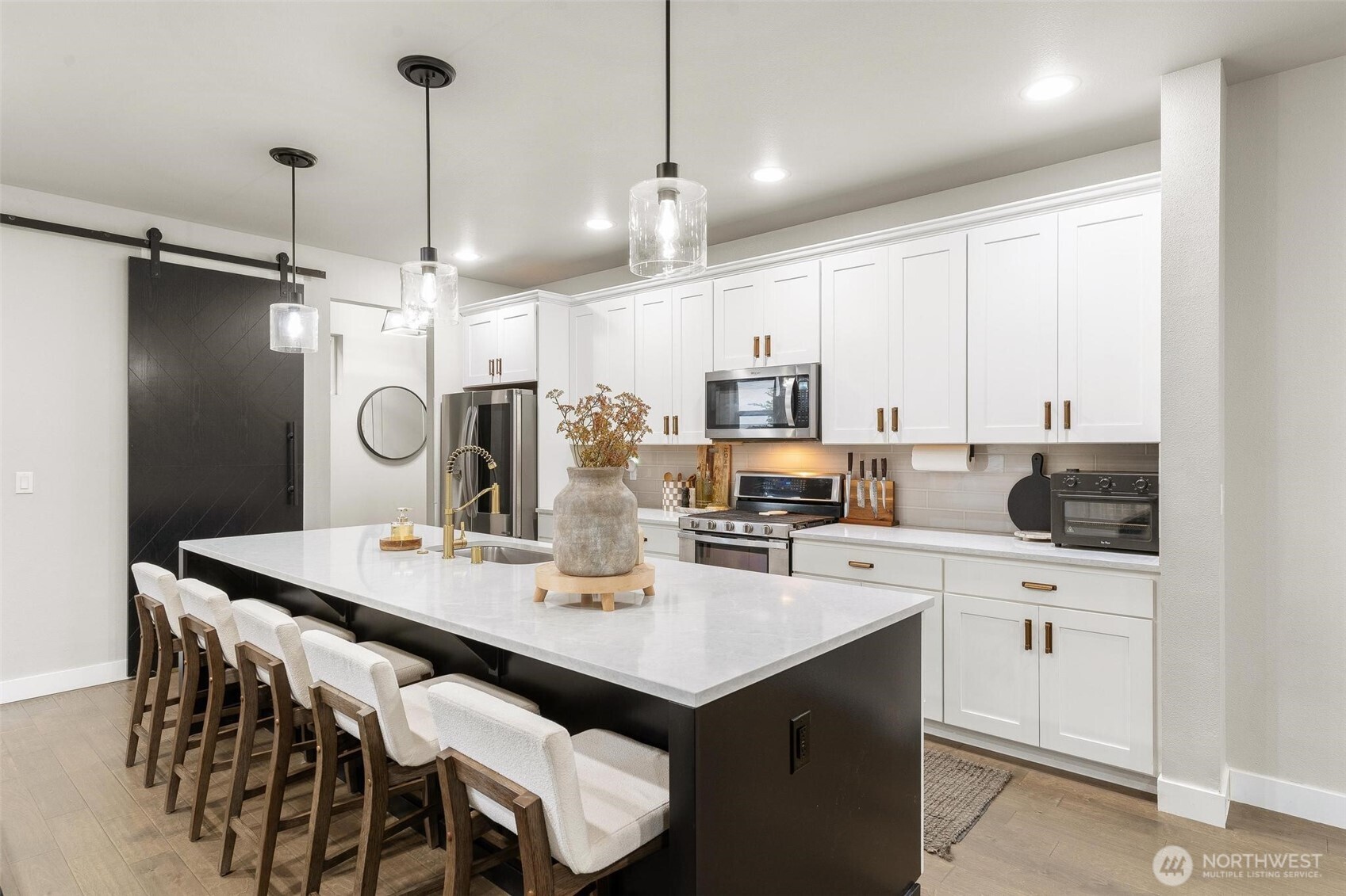 8218 37th Place NE, Marysville, WA 98270