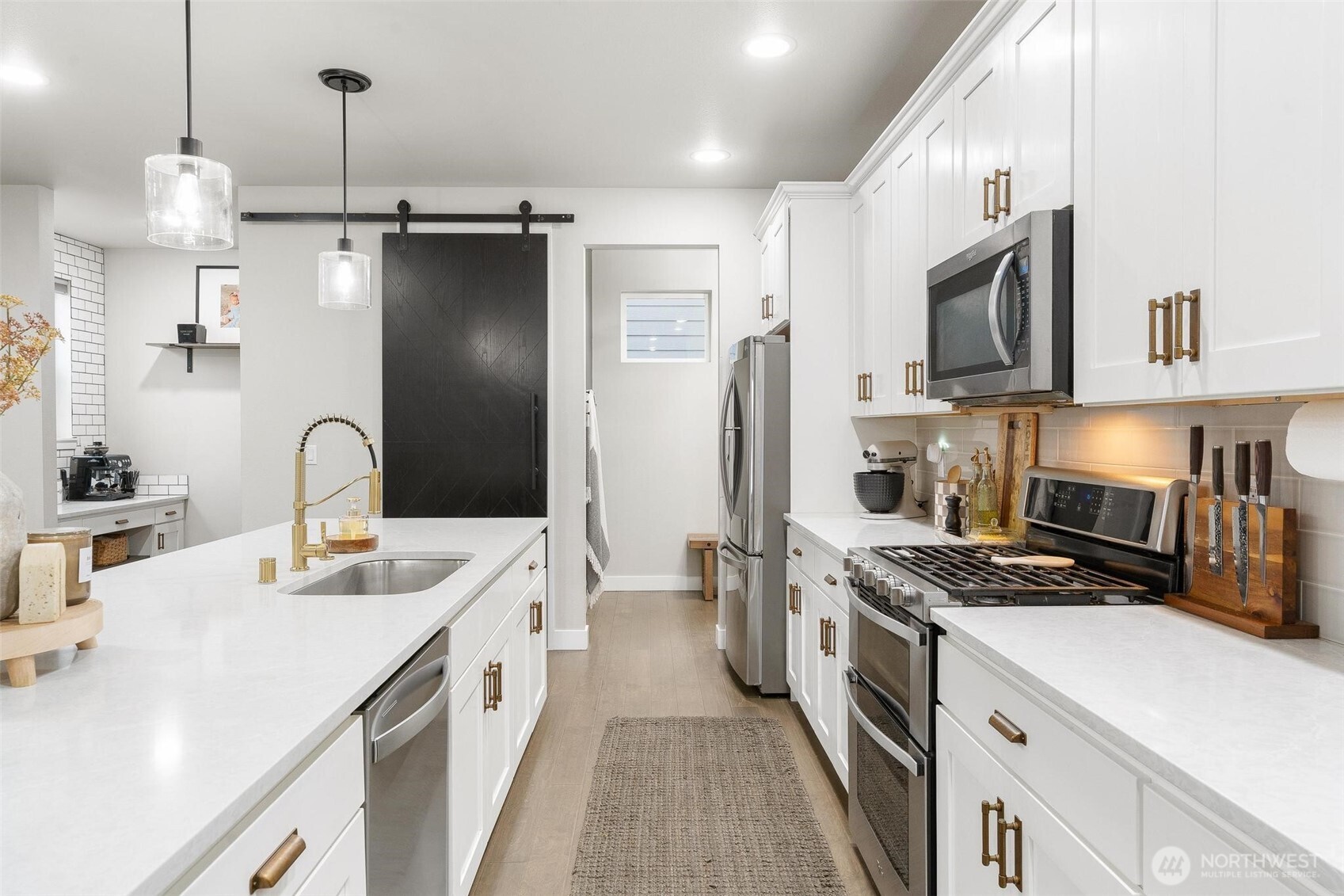 8218 37th Place NE, Marysville, WA 98270