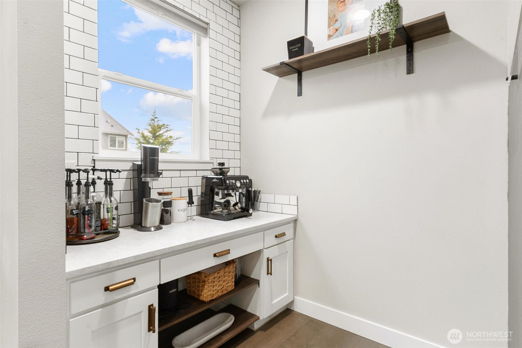 8218 37th Place NE, Marysville, WA 98270