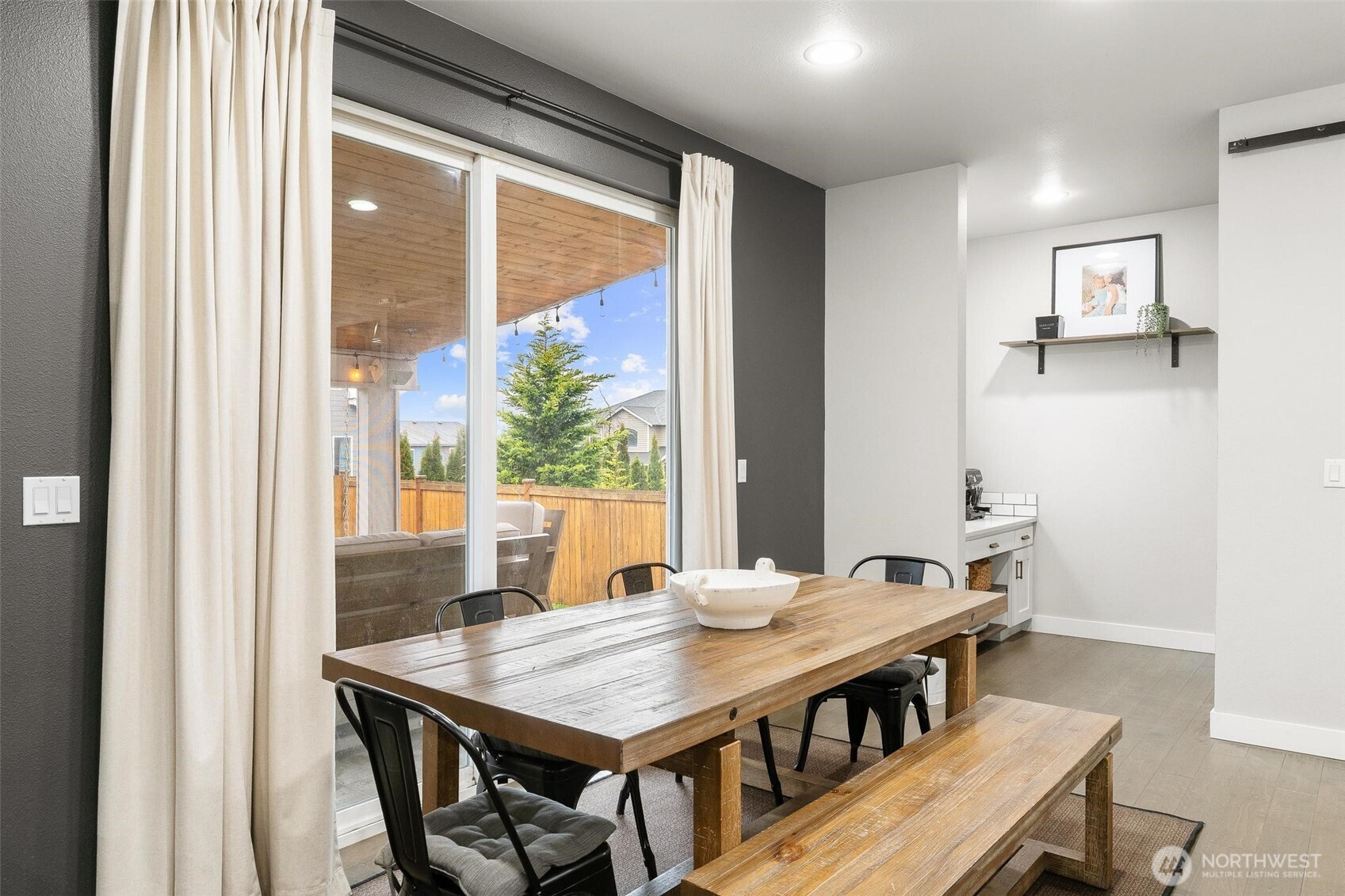 8218 37th Place NE, Marysville, WA 98270