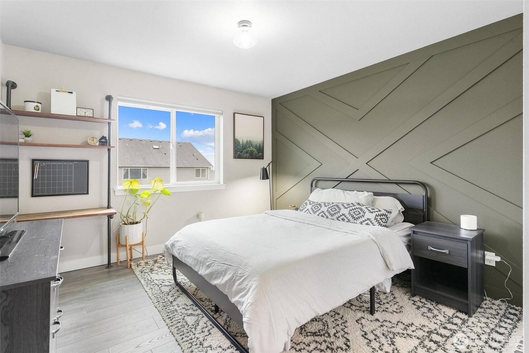 8218 37th Place NE, Marysville, WA 98270