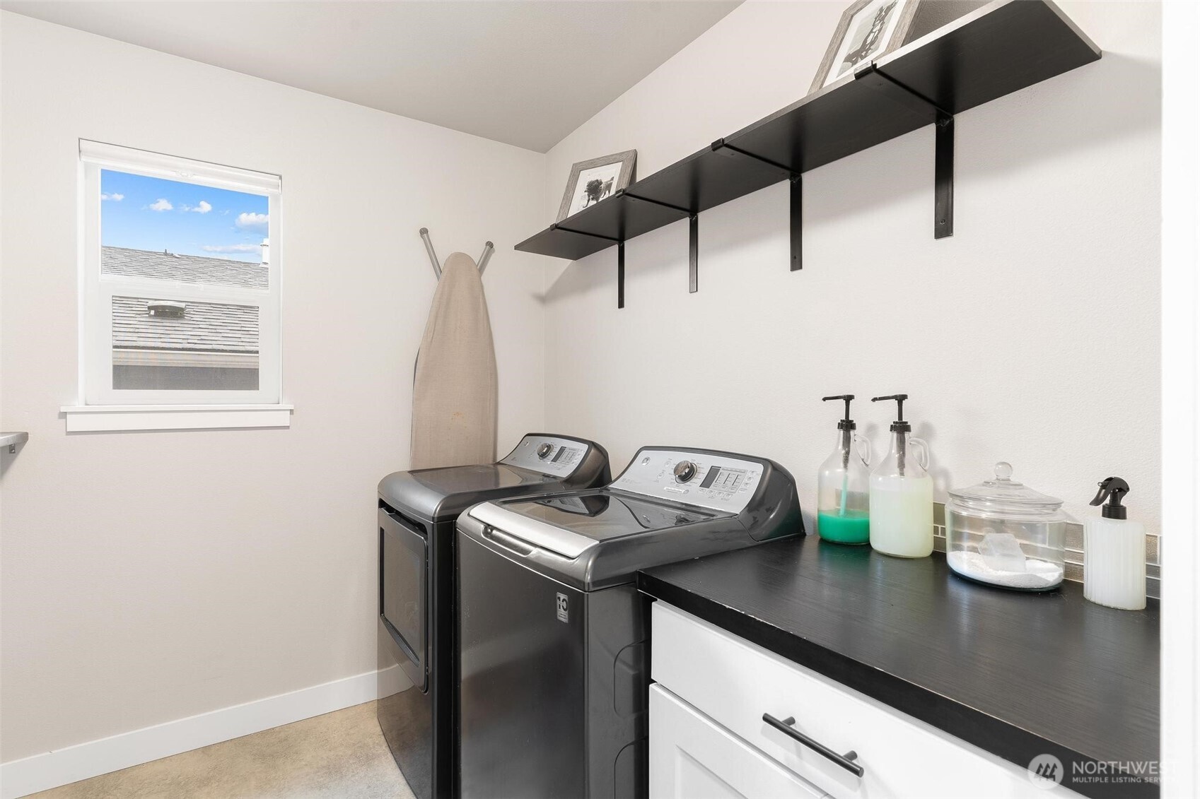 8218 37th Place NE, Marysville, WA 98270