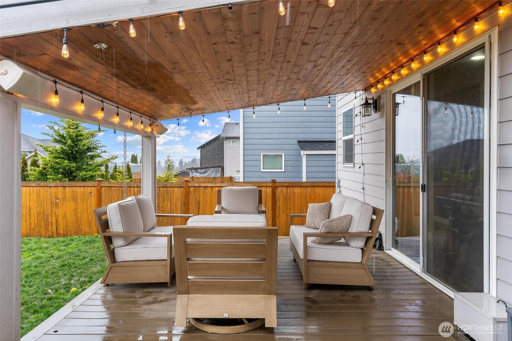 8218 37th Place NE, Marysville, WA 98270