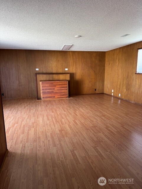 860 111th Street S, Tacoma, WA 98444