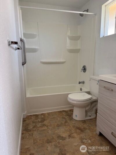 860 111th Street S, Tacoma, WA 98444 - Photo 8