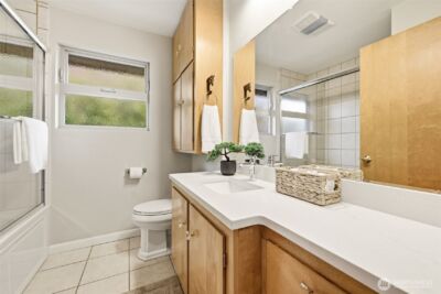 4019 SW Henderson Street , Seattle, WA 98136 - Photo 18