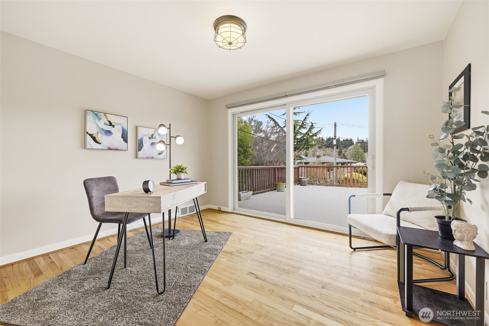 4019 SW Henderson Street , Seattle, WA 98136