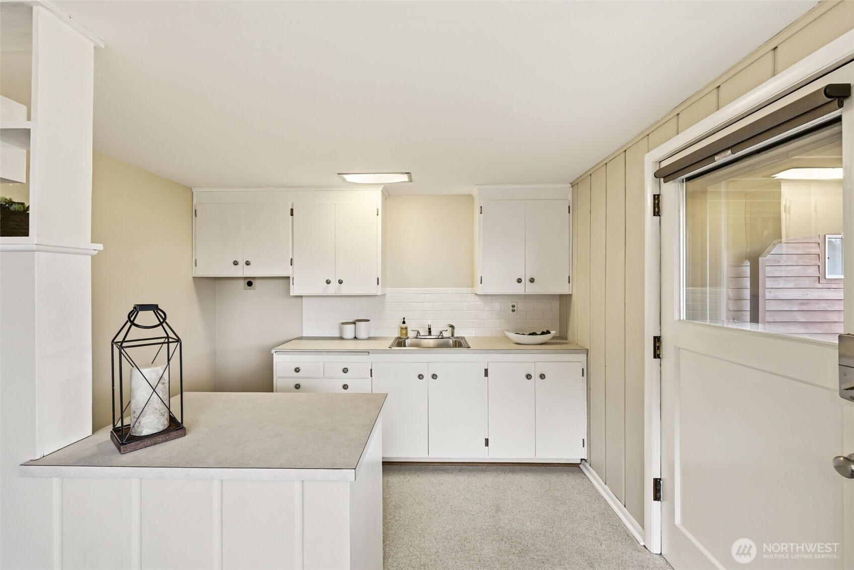 4019 SW Henderson Street , Seattle, WA 98136