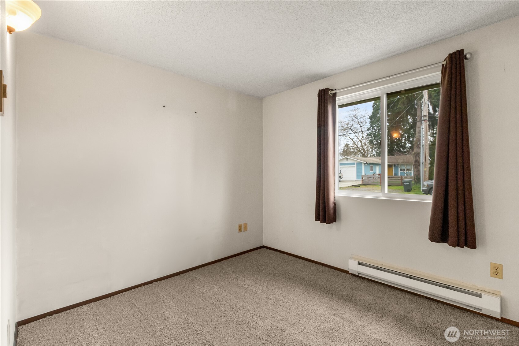 1703 4th Avenue NW, Puyallup, WA 98371