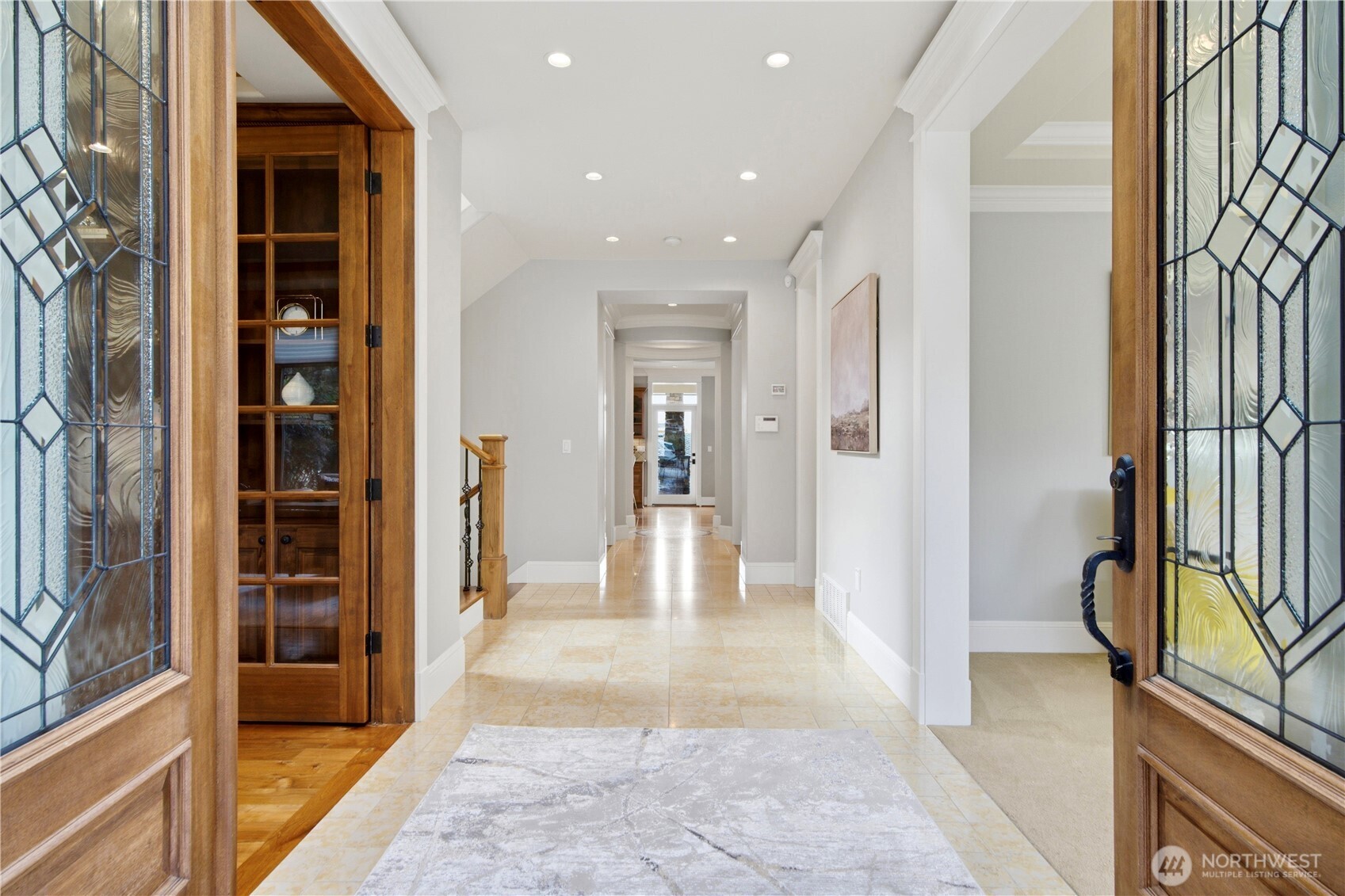 217 7th Avenue W, Kirkland, WA 98033