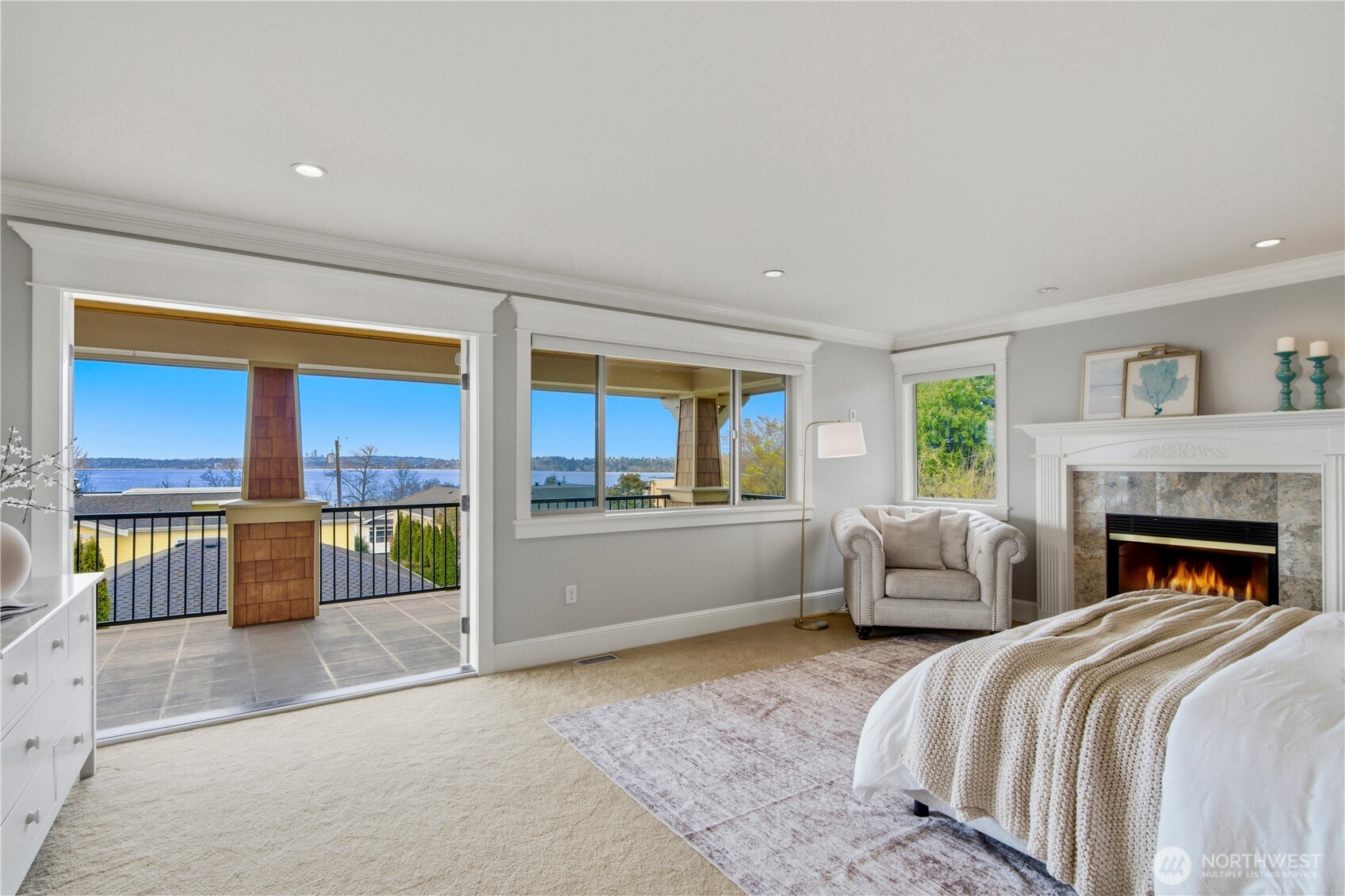 217 7th Avenue W, Kirkland, WA 98033