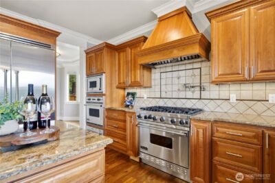 217 7th Avenue W, Kirkland, WA 98033 - Photo 6