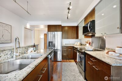 159 Denny Way #406, Seattle, WA 98109-4490 - Photo 14