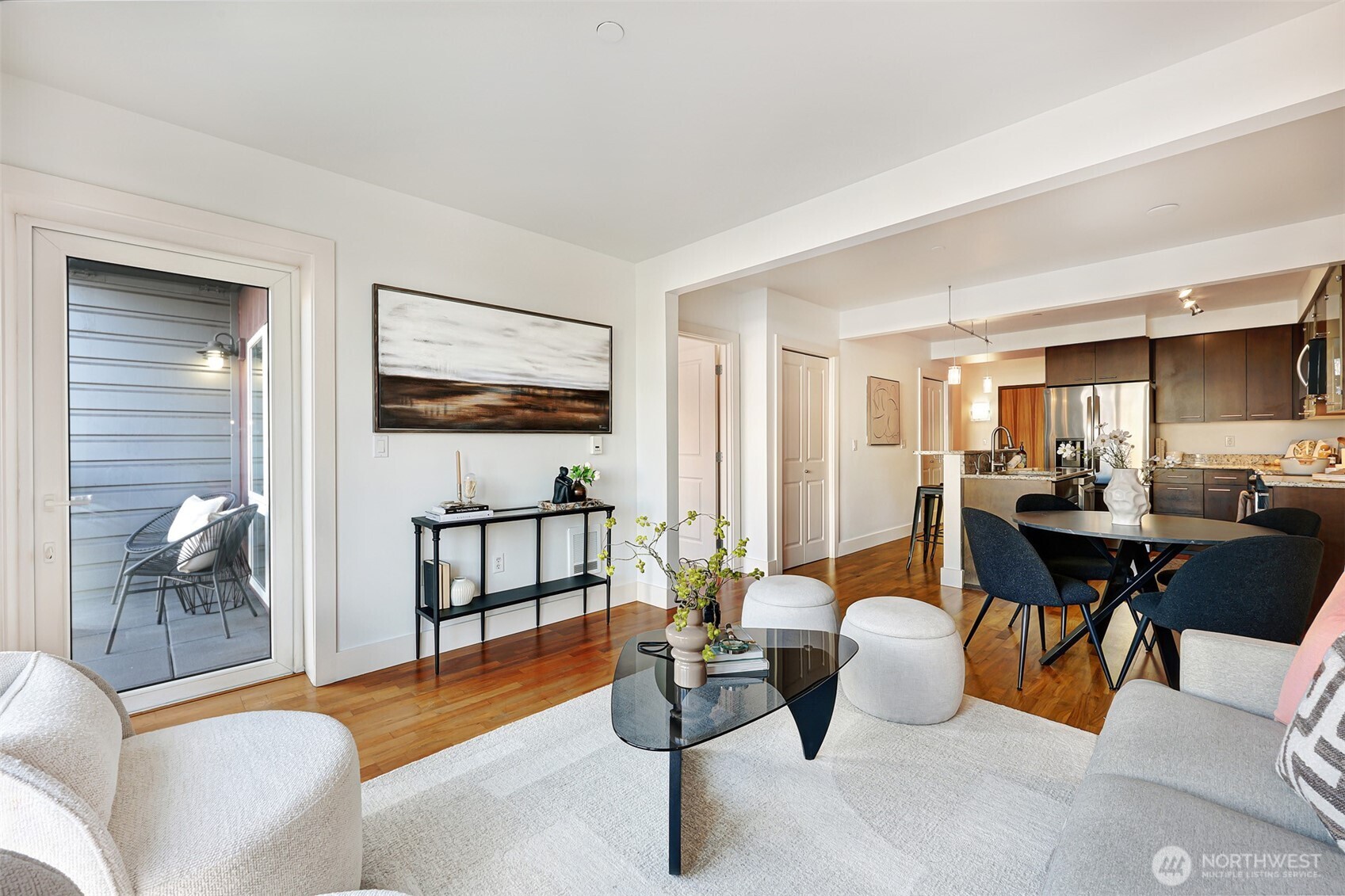 159 Denny Way #406, Seattle, WA 98109-4490