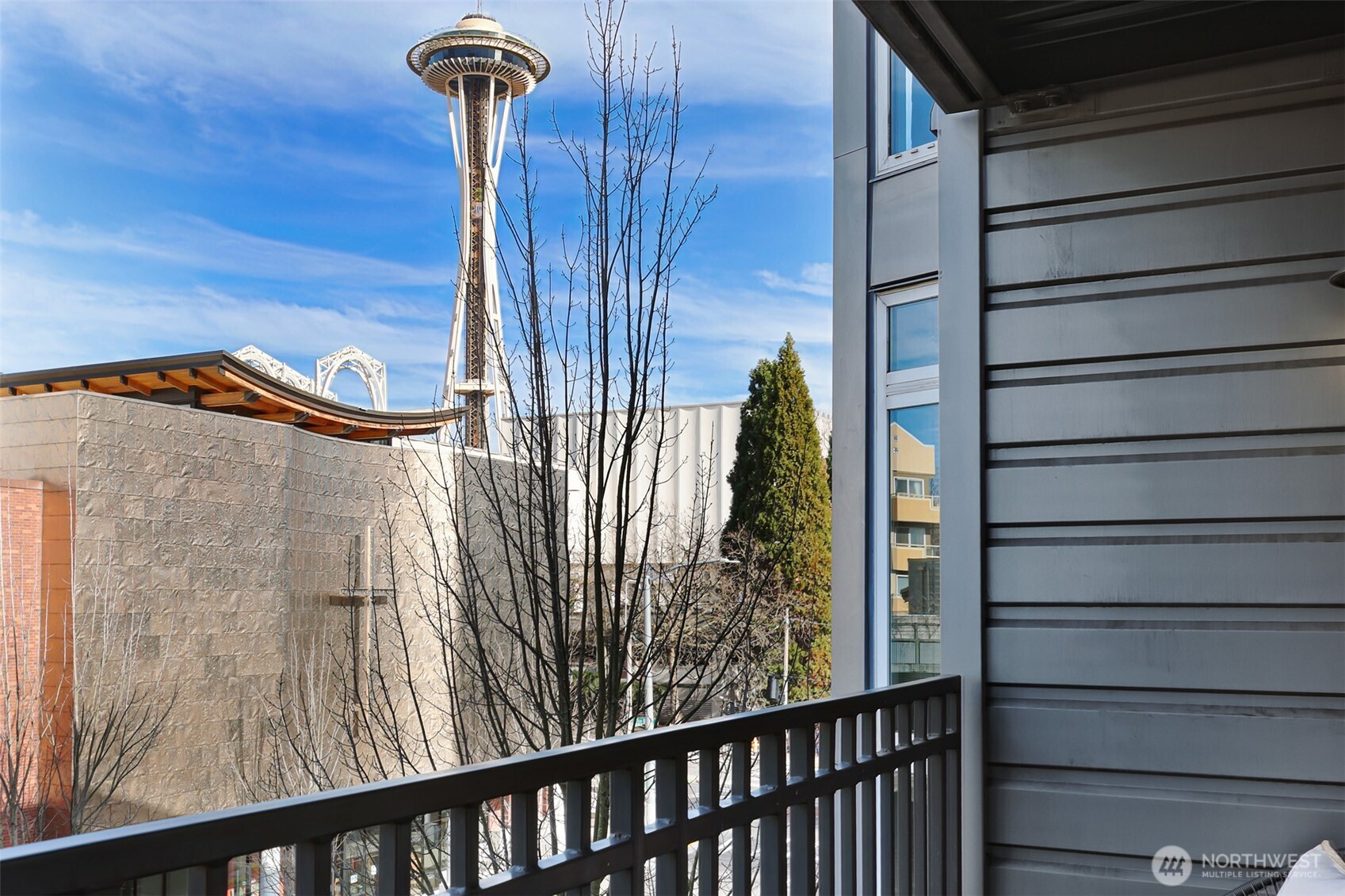 159 Denny Way #406, Seattle, WA 98109-4490