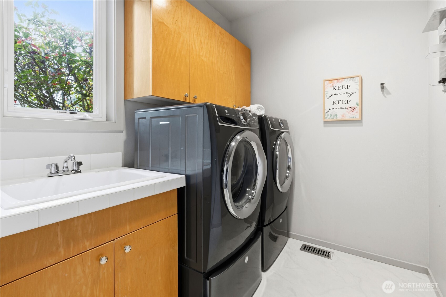 11121 NE 91st Lane , Kirkland, WA 98033