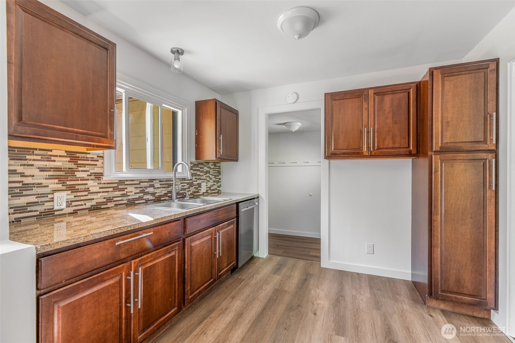 7051 S 125th Street , Seattle, WA 98178-4333