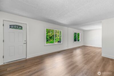 7051 S 125th Street , Seattle, WA 98178-4333 - Photo 9