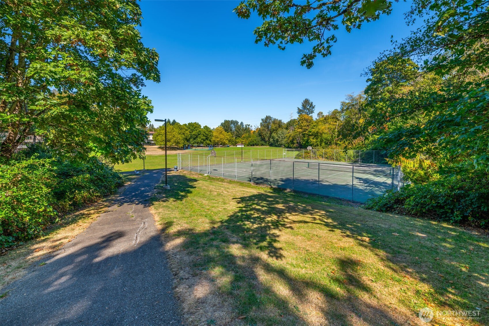 7051 S 125th Street , Seattle, WA 98178-4333