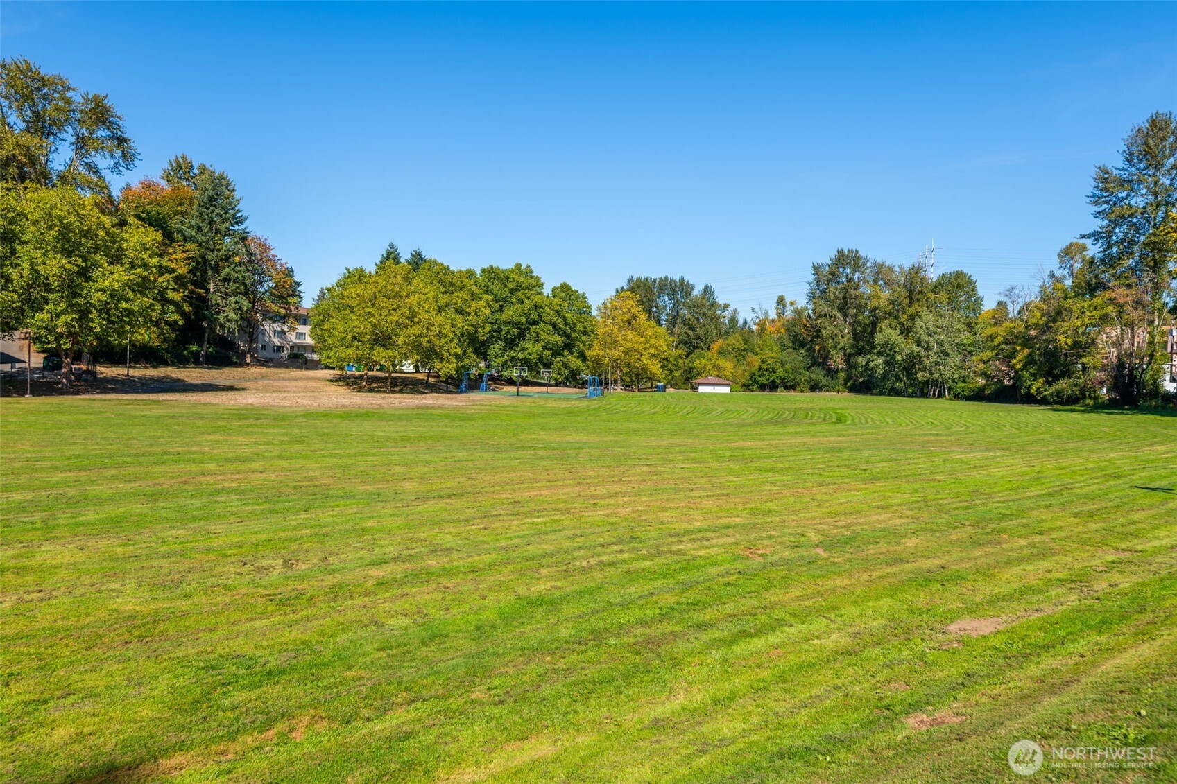 7051 S 125th Street , Seattle, WA 98178-4333