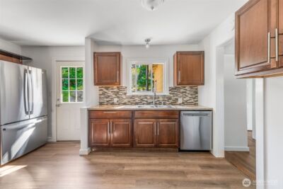 7051 S 125th Street , Seattle, WA 98178-4333 - Photo 6