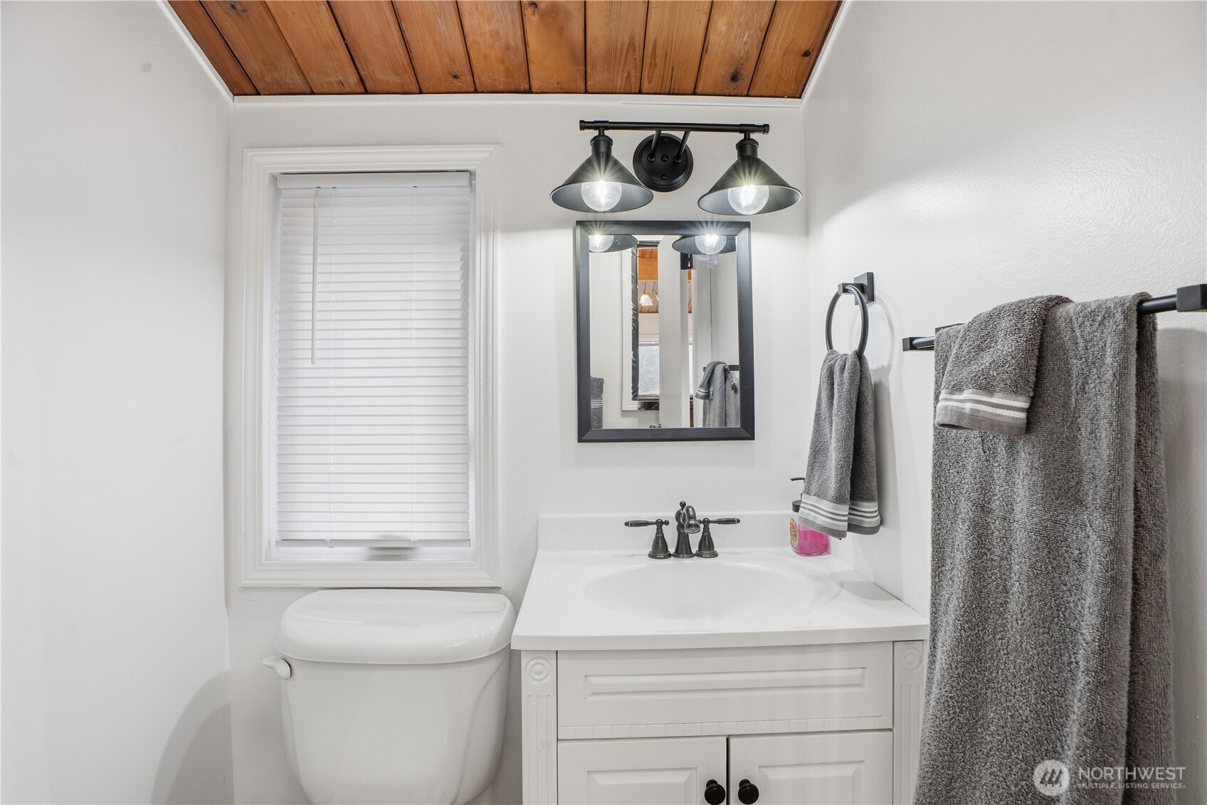 8442 US HWY 12 , Glenoma, WA 98336