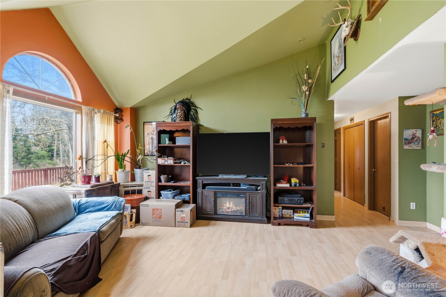 28512 30th Avenue E, Spanaway, WA 98387