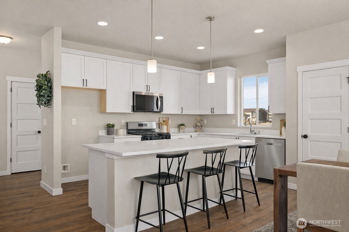 2163 168TH Place NE, Marysville, WA 98271