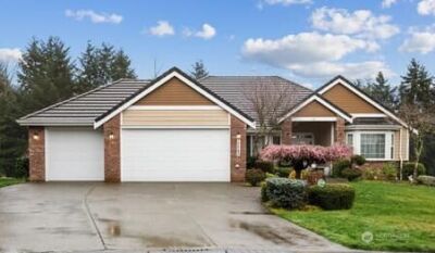 17705 92nd Ave East , Puyallup, WA 98375