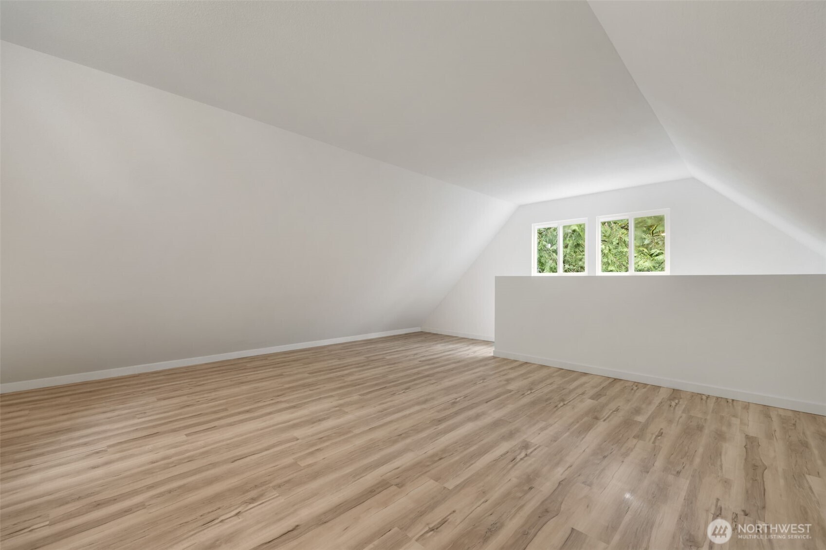 120 E Stadium Lane , Grapeview, WA 98546