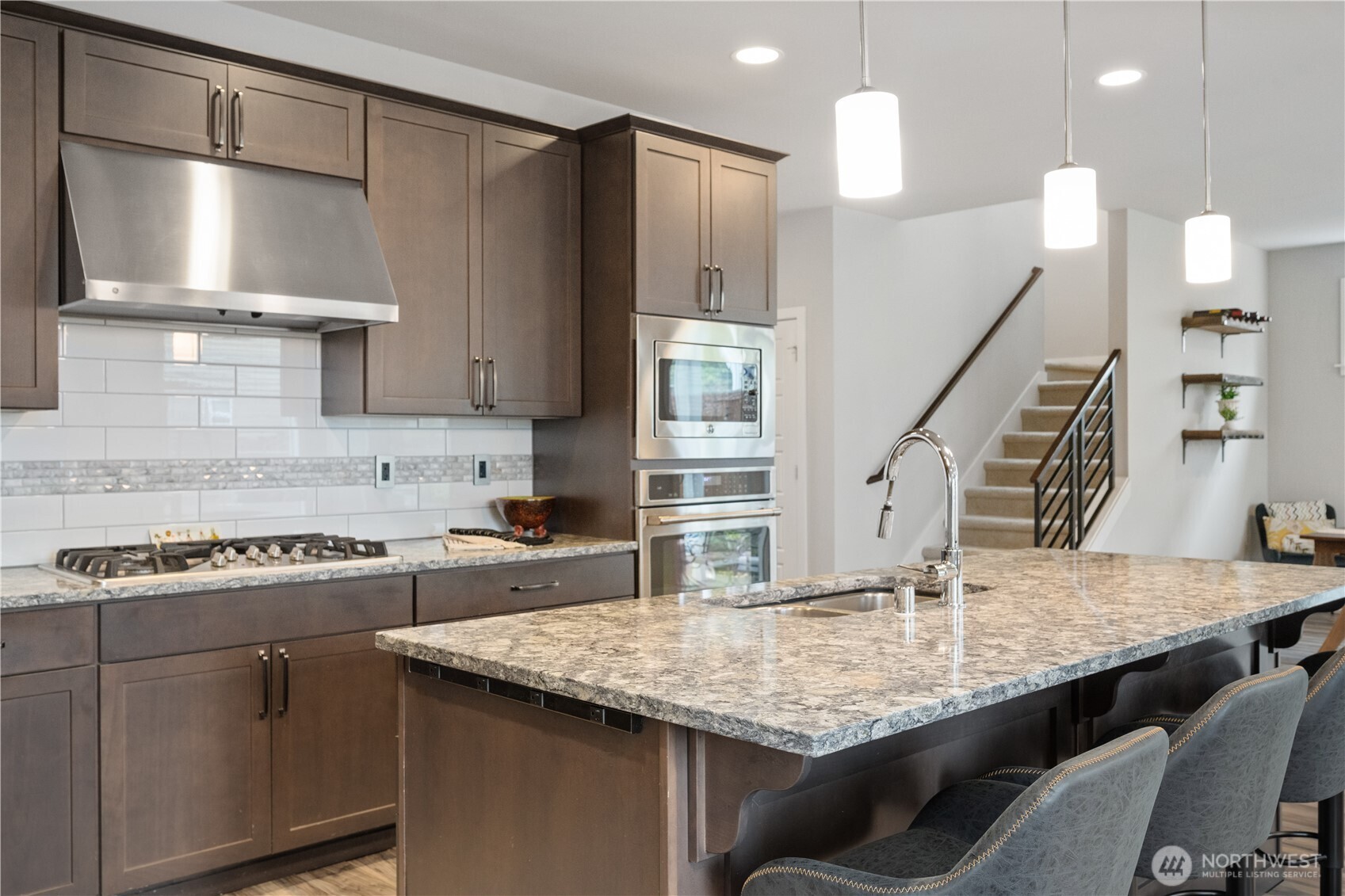 709 153rd Place SW, Lynnwood, WA 98087-2660