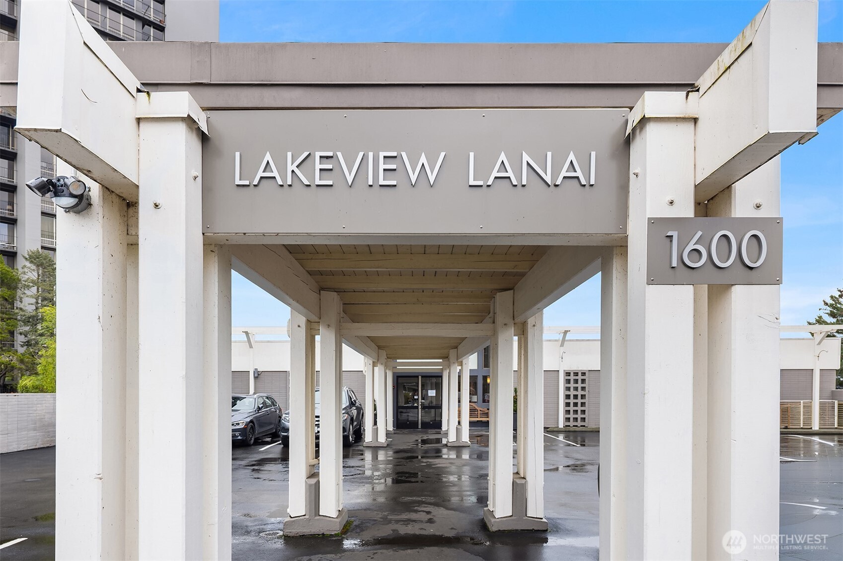 1600 43rd Avenue E #212, Seattle, WA 98112