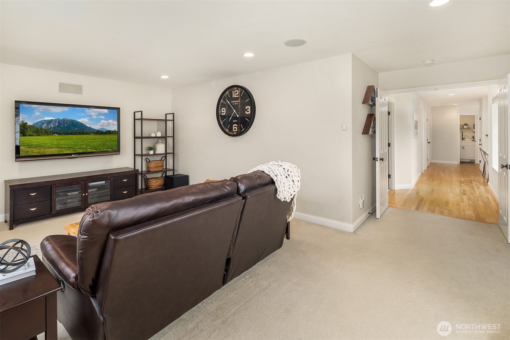 35814 SE Crestview Loop , Snoqualmie, WA 98065