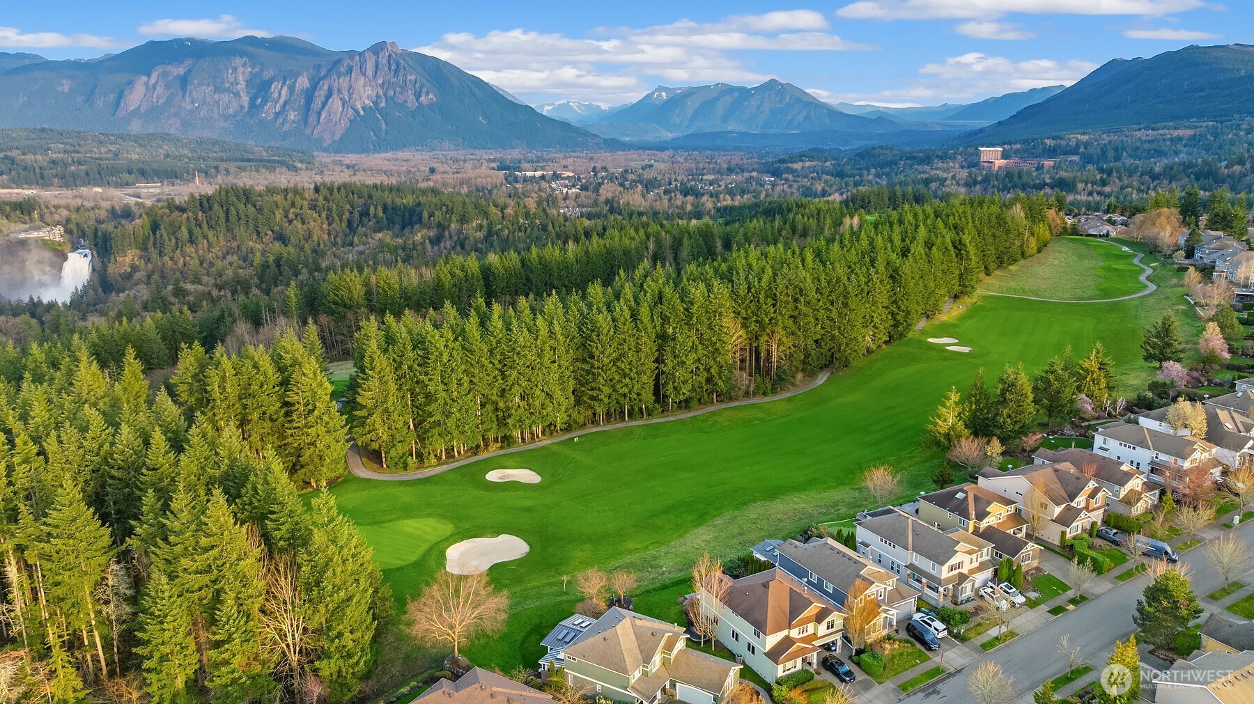 35814 SE Crestview Loop , Snoqualmie, WA 98065