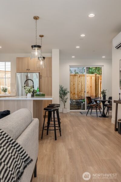11812 NE 103rd Place , Kirkland, WA 98033 - Photo 15