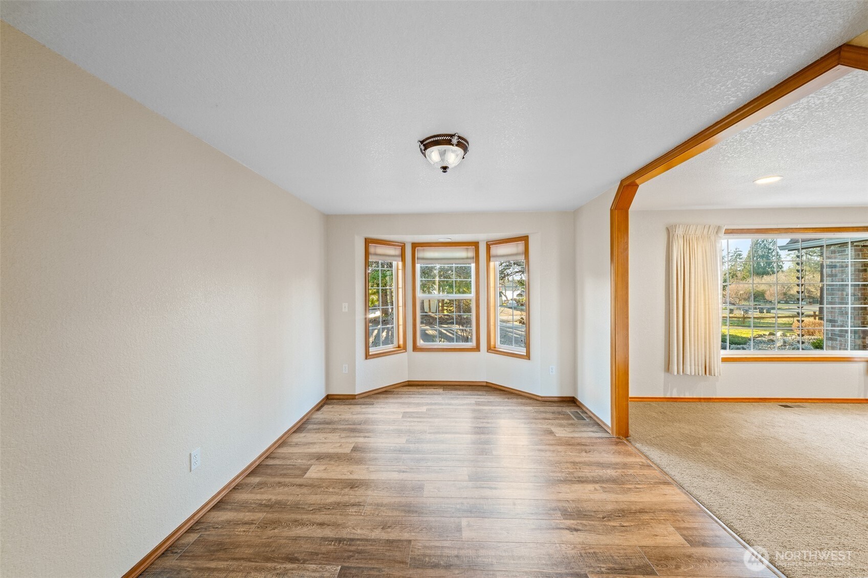 1911 E Island Lake Drive , Shelton, WA 98584