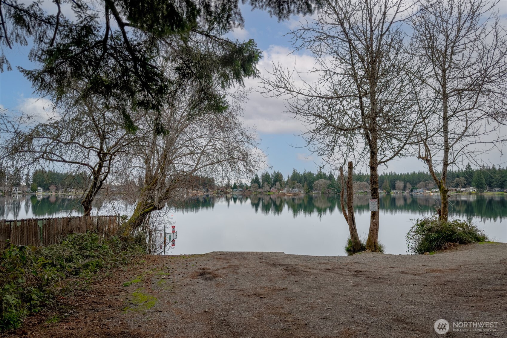 1911 E Island Lake Drive , Shelton, WA 98584
