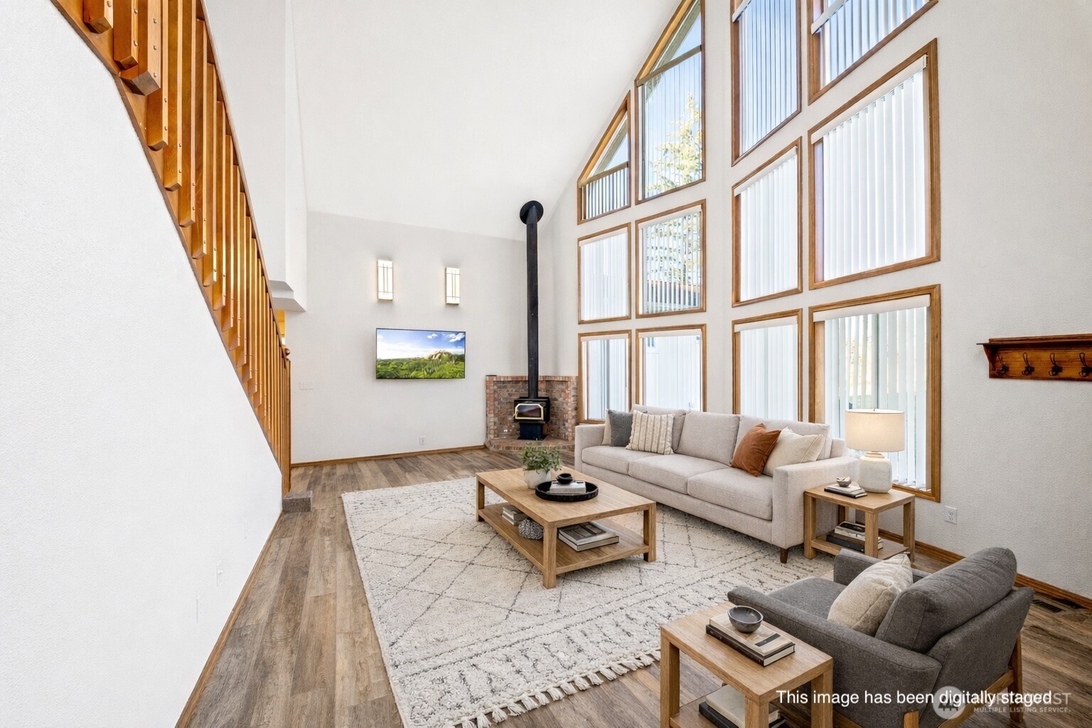 1911 E Island Lake Drive , Shelton, WA 98584