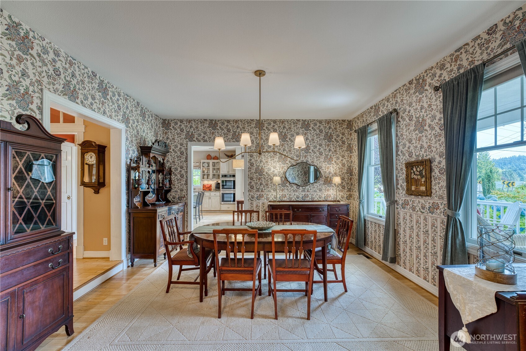 10295 NE West Kingston Road , Kingston, WA 98346-9329