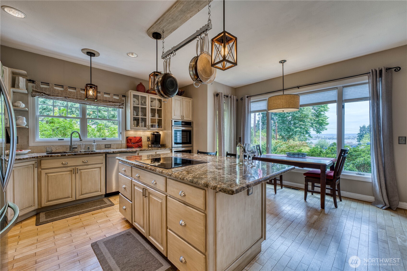 10295 NE West Kingston Road , Kingston, WA 98346-9329