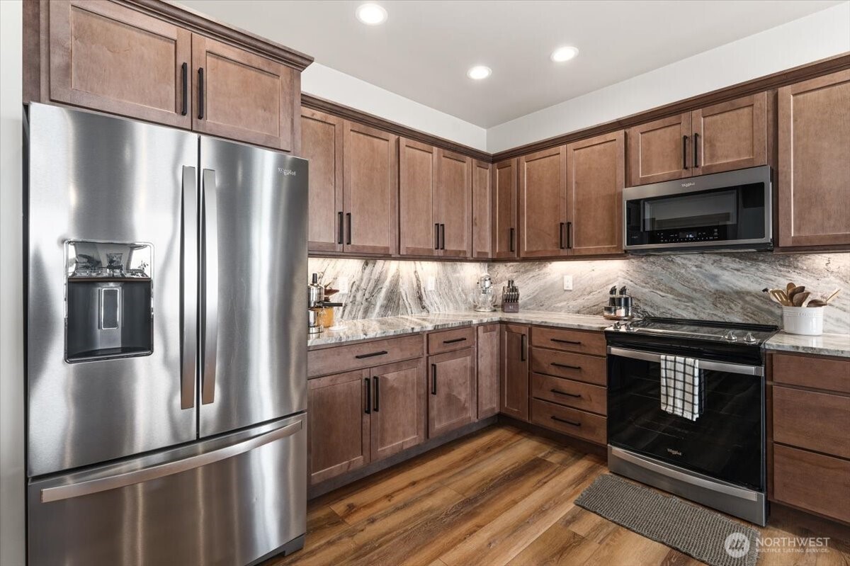 2637 Patriot Way SE, East Wenatchee, WA 98802