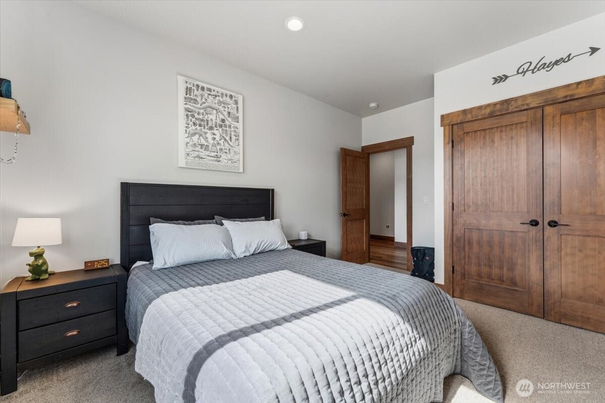 2637 Patriot Way SE, East Wenatchee, WA 98802